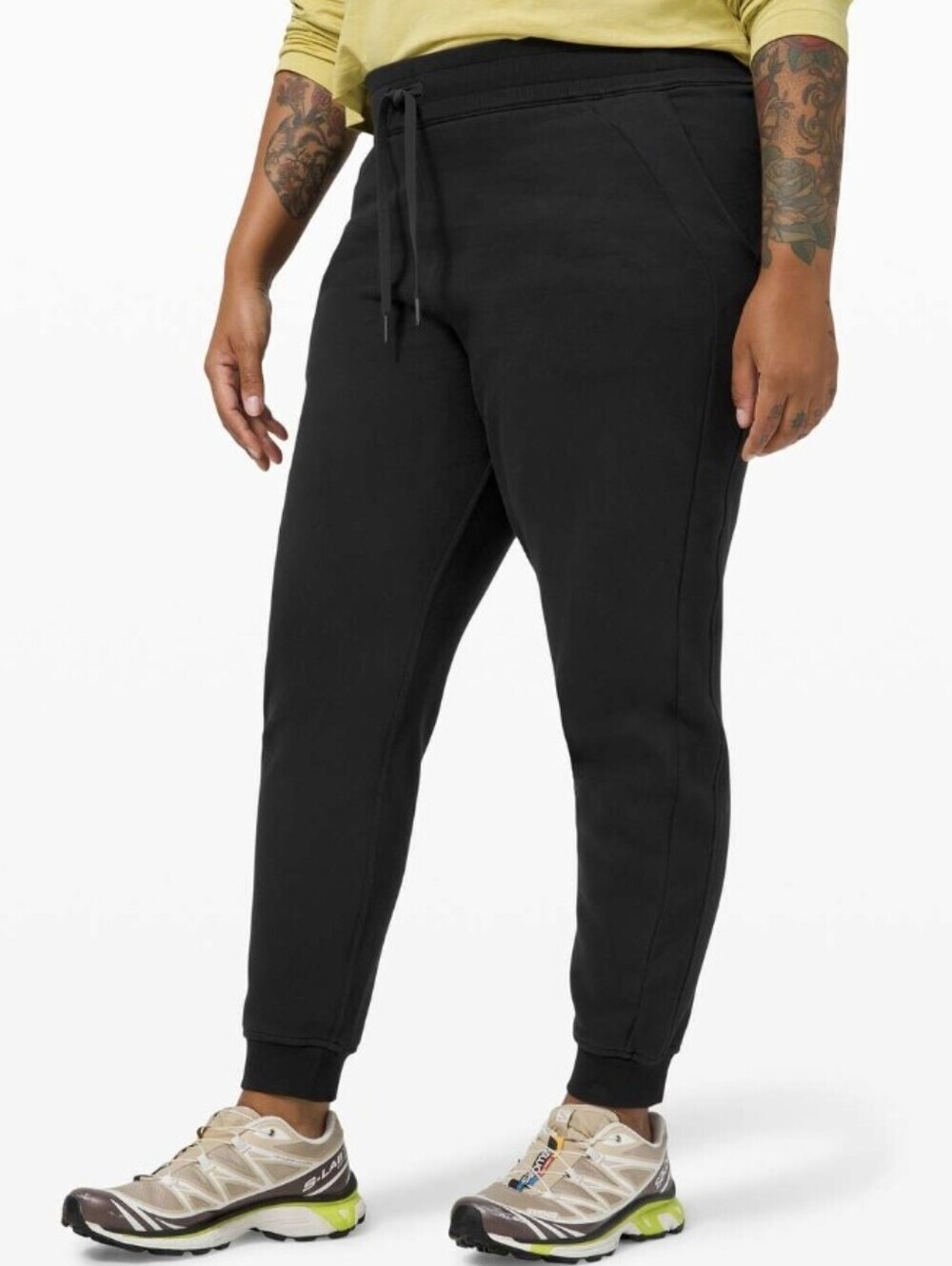 Lululemon Scuba Jogger. High Rise. Fleece Inside. 28" Inseam. Black, Dewashed. 2